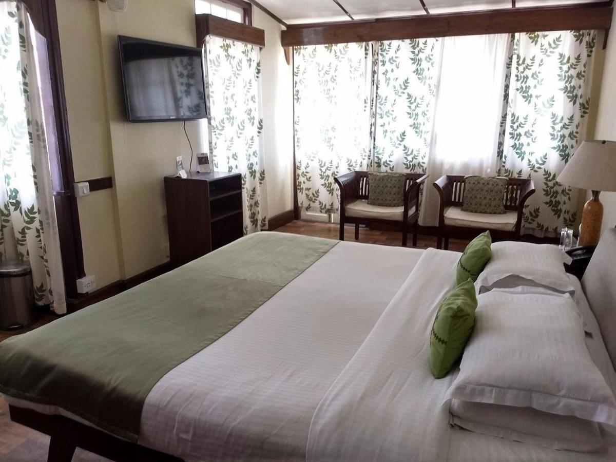 Cafe Shillong Bed & Breakfast Bed and Breakfast Εξωτερικό φωτογραφία