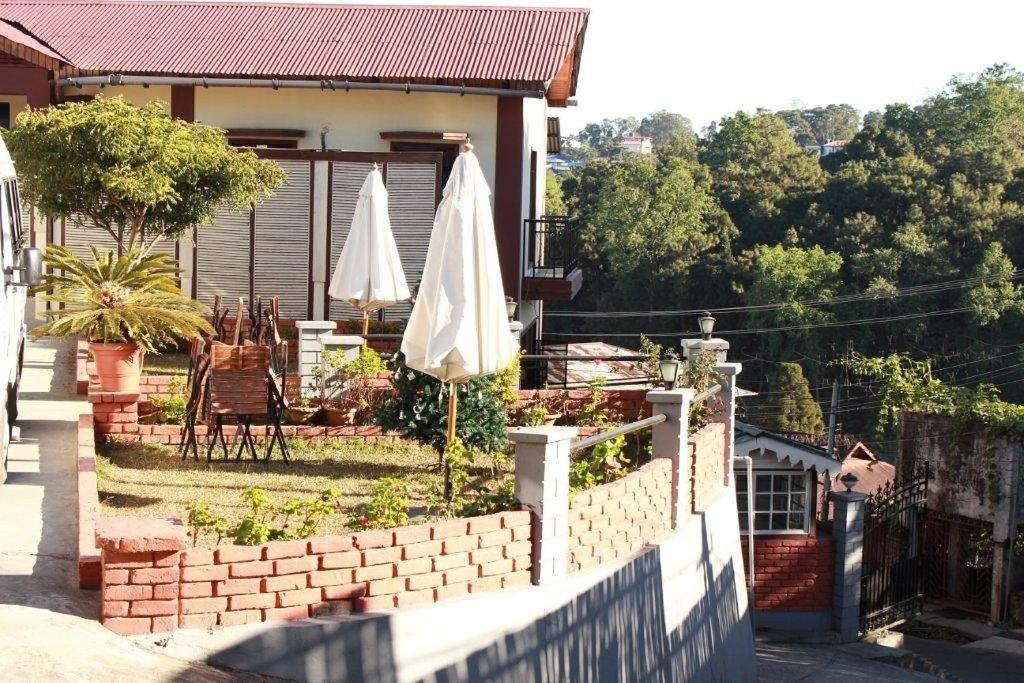 Cafe Shillong Bed & Breakfast Bed and Breakfast Εξωτερικό φωτογραφία