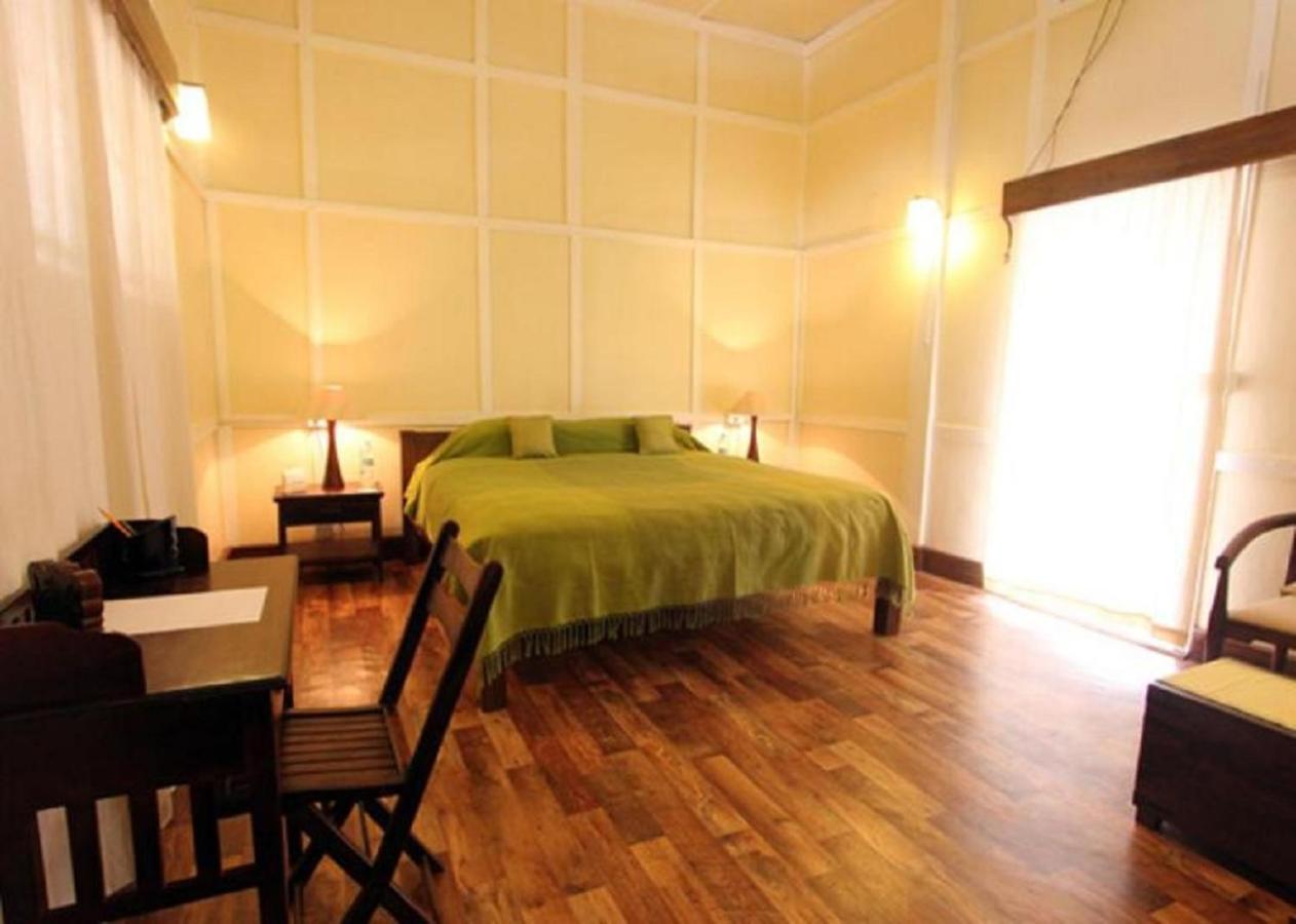 Cafe Shillong Bed & Breakfast Bed and Breakfast Εξωτερικό φωτογραφία